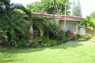 334 Velarde Ave, Coral Gables, FL 33134 - Photo 3