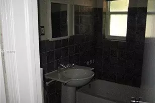 334 Velarde Ave, Coral Gables, FL 33134 - Photo 9