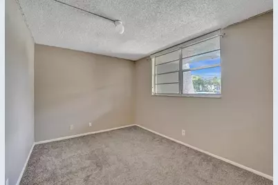 9440  Poinciana Pl, Unit #109, Davie, FL 33324 - Photo 25
