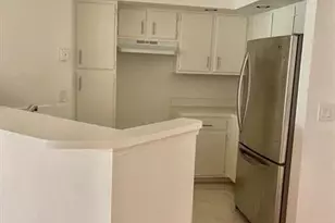 3320 Pinewalk Dr Unit, Margate, FL 33063 - Photo 3