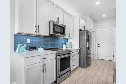 2238  Appleton Cir, Oakland Park, FL 33309 - Photo 5