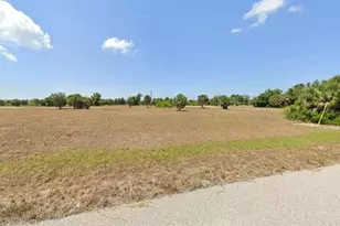13 Hull Ct, Placida, FL 33946 - Photo 3