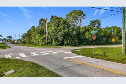 2192 SW Del Rio Blvd, Port Saint Lucie, FL 34953 - Photo 3