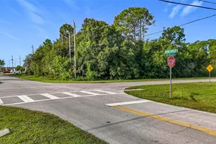 2192 SW Del Rio Blvd, Port Saint Lucie, FL 34953 - Photo 3