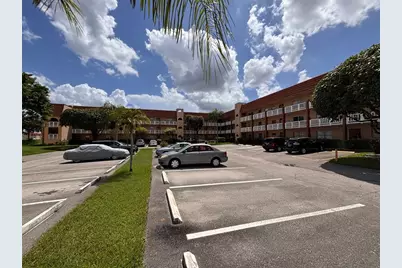 9261  Sunrise Lakes Blvd, Unit #212, Sunrise, FL 33322 - Photo 23