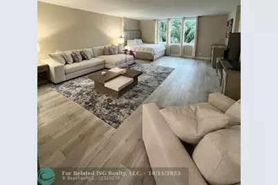 2301  Collins Ave, Unit #327, Miami Beach, FL 33139 - Photo 7