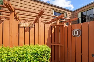 9104 SW 19th Pl, Davie, FL 33324 - Photo 3