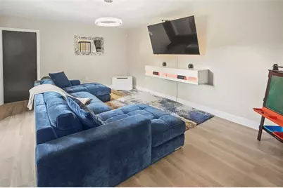 9104 SW 19th Pl, Unit #D, Davie, FL 33324 - Photo 13