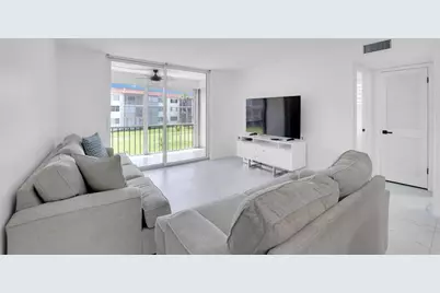 8911 S Hollybrook Blvd, Unit #201, Pembroke Pines, FL 33025 - Photo 11