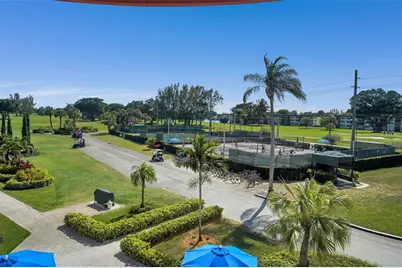 8911 S Hollybrook Blvd, Unit #201, Pembroke Pines, FL 33025 - Photo 27