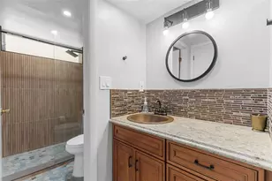 30 SE 13th St, Boca Raton, FL 33432 - Photo 9