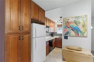 30 SE 13th St, Boca Raton, FL 33432 - Photo 5