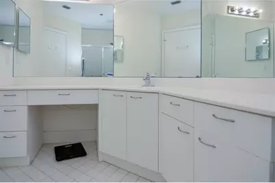 5147  Europa Dr, Unit #B, Boynton Beach, FL 33437 - Photo 5