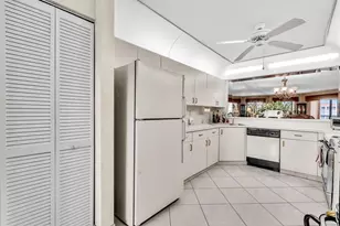 7449 Fairfax Dr, Tamarac, FL 33321 - Photo 7