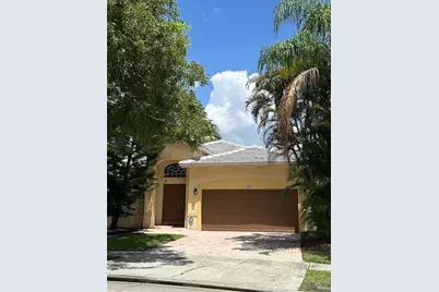 1989 NW 169th Ave, Pembroke Pines, FL 33028 - Photo 1