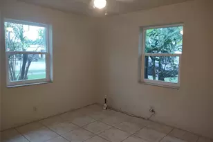 128 Miami Gardens Rd, West Park, FL 33023 - Photo 29