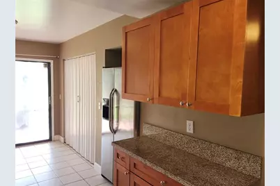 4192 SW 87th Ter, Davie, FL 33328 - Photo 11