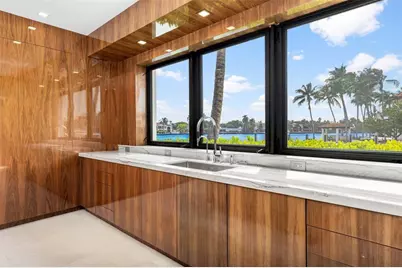 529  Bontona Ave, Fort Lauderdale, FL 33301 - Photo 9