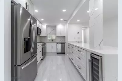 9811 N Hollybrook Lake Dr, Unit #308, Pembroke Pines, FL 33025 - Photo 1