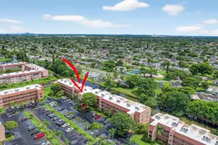 9660 Sunrise Lakes Blvd, Sunrise, FL 33322 - Photo 17