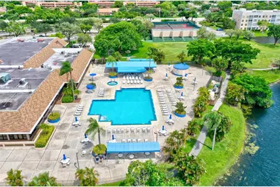 9660  Sunrise Lakes Blvd, Unit #306, Sunrise, FL 33322 - Photo 35