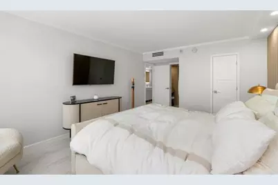 2030 S Ocean Dr, Unit #1407, Hallandale Beach, FL 33009 - Photo 15