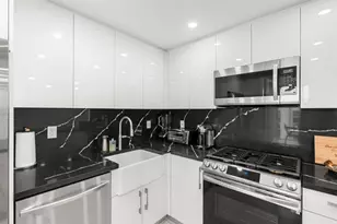 2030 S Ocean Dr, Hallandale Beach, FL 33009 - Photo 9