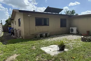 8121 SW 8th St, North Lauderdale, FL 33068 - Photo 15