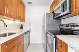 440 N Rainbow Dr, Hollywood, FL 33021 - Photo 27