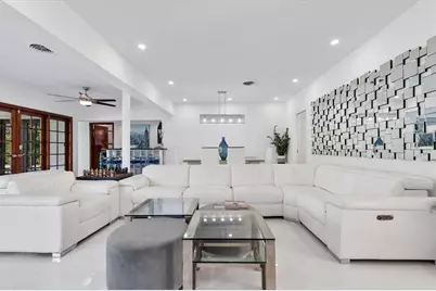 440 N Rainbow Dr, Hollywood, FL 33021 - Photo 9