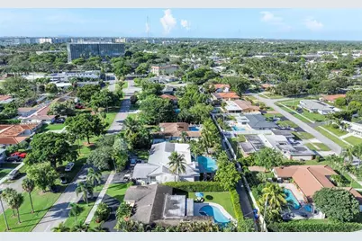 440 N Rainbow Dr, Hollywood, FL 33021 - Photo 41