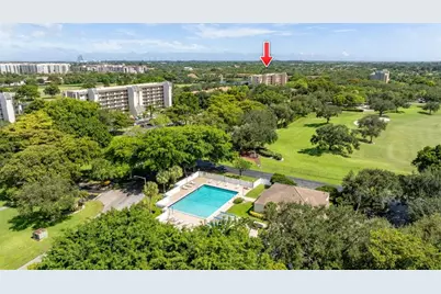 3300 W Rolling Hills Cir, Unit #704, Davie, FL 33328 - Photo 37