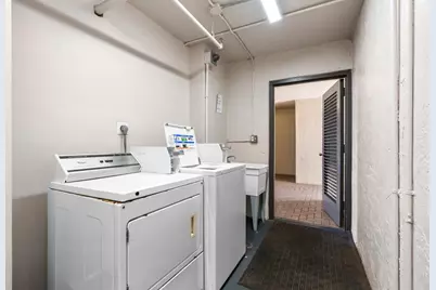 3300 W Rolling Hills Cir, Unit #704, Davie, FL 33328 - Photo 33