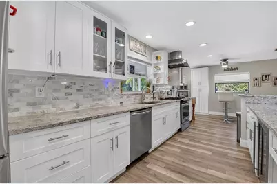 10182  Boca Woods Ln, Boca Raton, FL 33428 - Photo 23