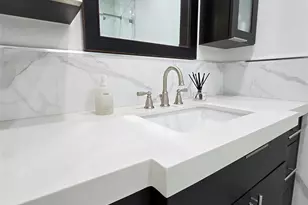 7895 W 29th Ln, Hialeah, FL 33018 - Photo 29