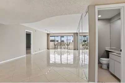 330 SE 20 Ave, Unit #421, Deerfield Beach, FL 33441 - Photo 9