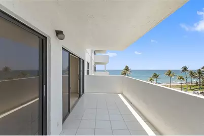 330 SE 20 Ave, Unit #421, Deerfield Beach, FL 33441 - Photo 23