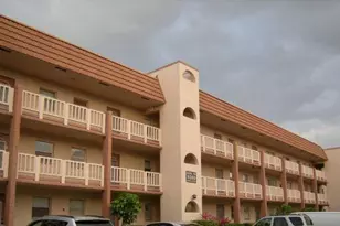 9380 Sunrise Lakes Blvd, Sunrise, FL 33322 - Photo 15