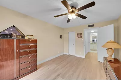 9380  Sunrise Lakes Blvd, Unit #206, Sunrise, FL 33322 - Photo 7