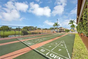 9380 Sunrise Lakes Blvd, Sunrise, FL 33322 - Photo 23