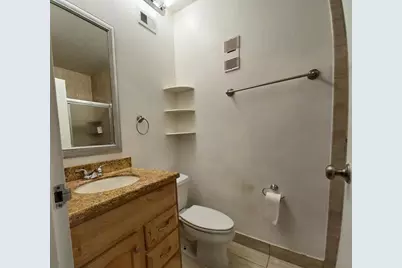 301 N Pine Island Rd, Unit #216, Plantation, FL 33324 - Photo 9