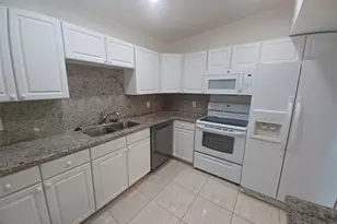 301 N Pine Island Rd, Plantation, FL 33324 - Photo 5