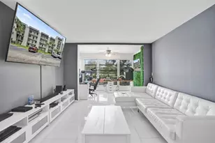 9235 Lagoon Pl, Davie, FL 33324 - Photo 3