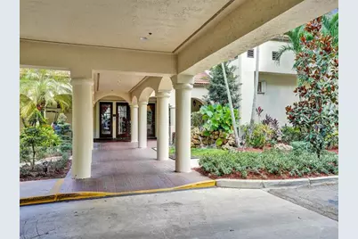 9235  Lagoon Pl, Unit #207, Davie, FL 33324 - Photo 49