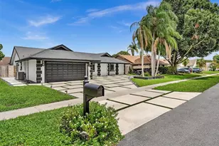 8301 NW 52nd St, Lauderhill, FL 33351 - Photo 3