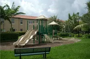 6903 Julia Gardens Dr, Coconut Creek, FL 33073 - Photo 13