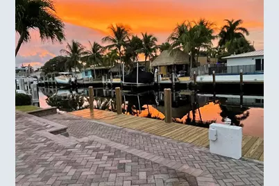 200 SE 11th St, Pompano Beach, FL 33060 - Photo 29