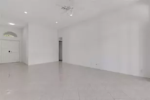 2690 Oakmont Dr, Weston, FL 33332 - Photo 5