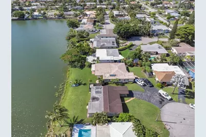 1774 NW 39th Pl, Oakland Park, FL 33309 - Photo 41