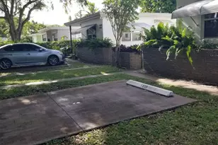 1933 Dewey St, Hollywood, FL 33020 - Photo 5